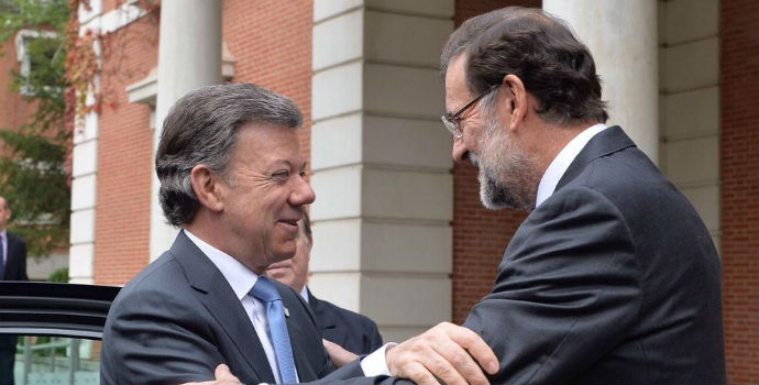Juan Manuel Santos recibe el apoyo del presidente español Juan Mariano Rajoy para las negociaciones de paz con las FARC. (@JuanManSantos)