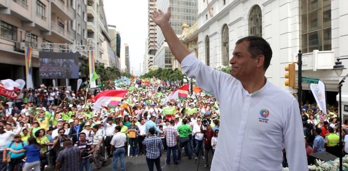 Las políticas propuestas por el Gobierno de Rafael Correa supuestamente son para el momento difícil que está por atravesar Ecuador. ( 