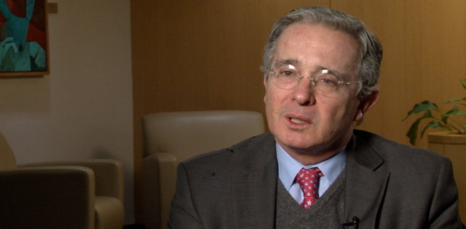 Álvaro Uribe pidió investigar al precandidato Oscar Iván Zuluaga (YouTube)
