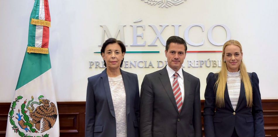 Mexican President Pledges to Help Venezuelan Democracy