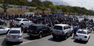 Motorizados protestaron contra presunto rapto de niños, y el Gobierno anunció medidas contra los rumores (Yoyopress)
