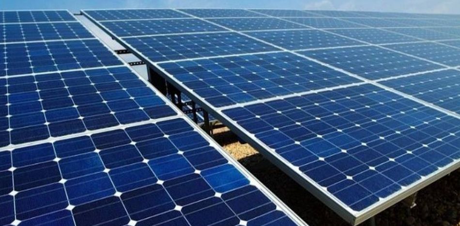 El peronismo de La Rioja logró frenar un emprendimiento de paneles solares porque no pagan impuestos (Twitter)