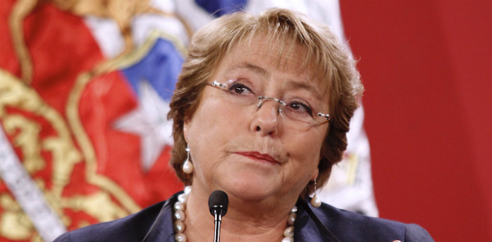 En materia de liderazgo la aprobación de Bachelet bajó 10 puntos (Caraota Digital)
