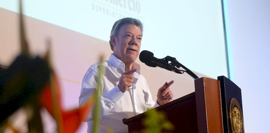 Por su parte, el presidente Juan Manuel Santos sostuvo que las autoridades colombianas no van a negociar con alias "Otoniel". (Twitter)