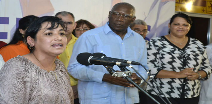 Eligen a Susely Morfa González, conocida como la “psicóloga de Panamá”, como nueva secretaria general de la Unión de Jóvenes Comunistas (Radio rebelde) 