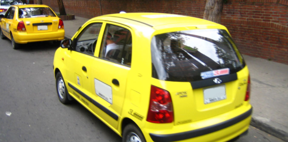 Los usuarios de taxi deberán pagar más si se reducen los accidentes en los que estén involucrados (Wikimedia)