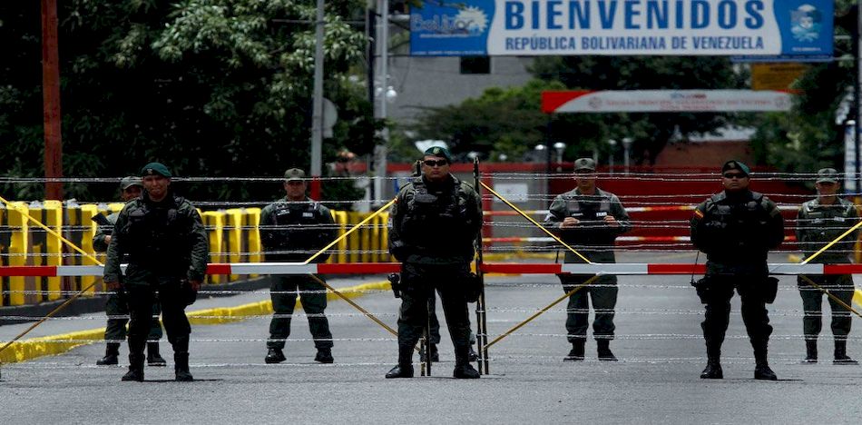 El suceso tuvo lugar en el sector conocido como “La Roca”, a orillas del rio Táchira, lugar al que se desplazaron funcionarios de la Cancillería y del Ministerio de Defensa. (Twitter)