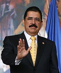 El presidente hondureño Manuel Zelaya fue removido en 2009 de su cargo por impulsar una reforma de la Constitución para habilitar la reelección presidencial.